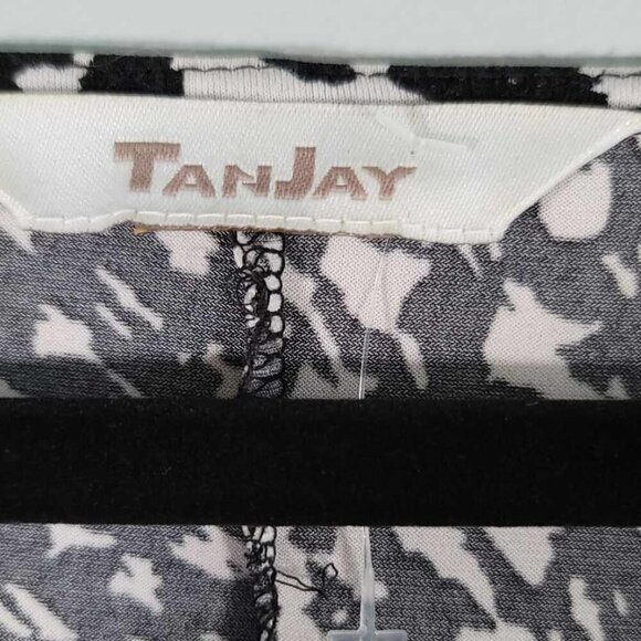 Tanjay cap sleeve black and white mottled pattern dress. EUC - Picture 3 of 8